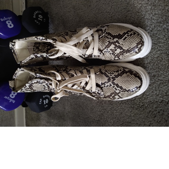 Shoes - BAMBOO LIKE NEW SNAKE SKIN COMBAT BOOTS - SIZE 7